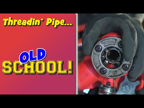 Видео: Ручная нарезка резьбы на стальных трубах (старая школа!)