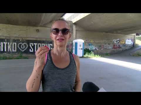 Видео: Среде туристичка сезона реката Вардар во Скопје се дави во ѓубре, отпад и фекалии