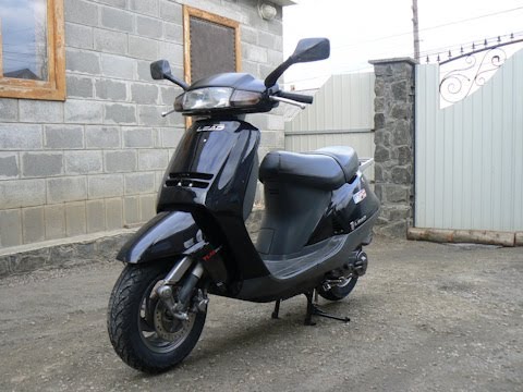 Видео: Обзор скутера Honda Lead 90. Идеальный скутер без минусов.