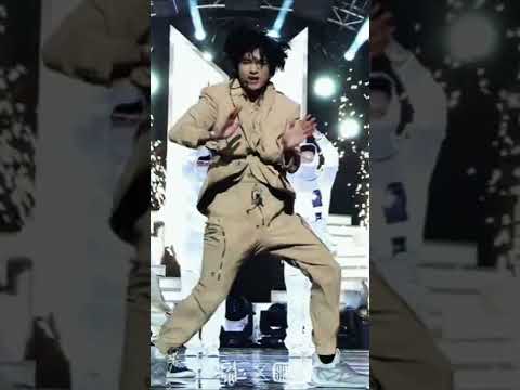 Видео: Танец Техëна это его дыхание ✨"Он танцует как дышит..."✨