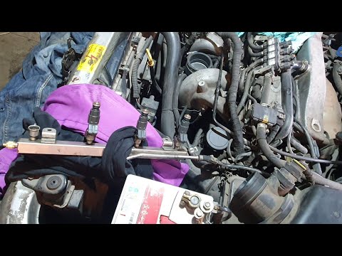 Видео: Промывка топливных форсунок и замена свечей  Eastar 2 0