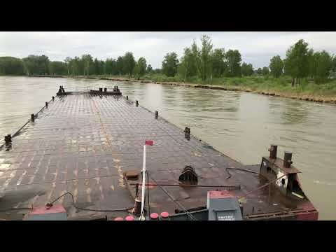 Видео: Теплоход ведёт баржу против течения р.Катунь - Навигация 2024 (16 мая) *без музыки*