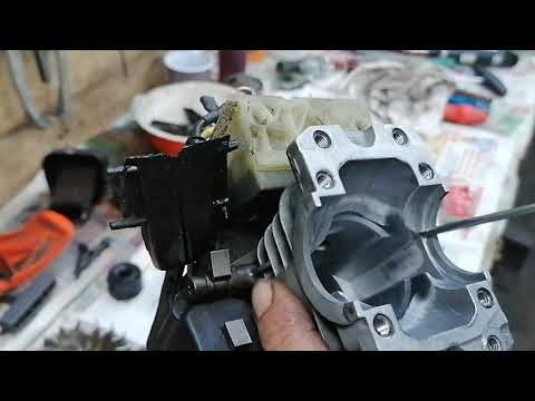 Видео: Хускварна 142 не заводится