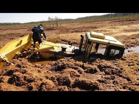 Видео: ТРАКТОРИСТ от Бога 80 уровень безбашенные Трактористы