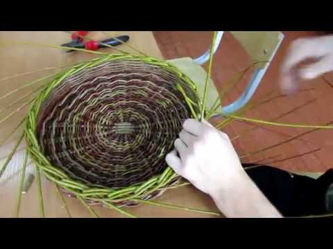 Видео: На уроке по лозоплетению