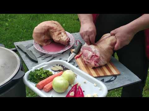 Видео: Рулька в казане - это очень вкусно