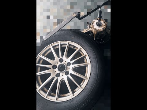 Видео: Как расточить центральное отверстие, на литье в гараже.