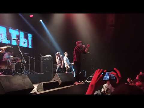 Видео: Рифак(Ышо? Ышо!) и группа Dёргать! - Белым цветом отцвели деревья