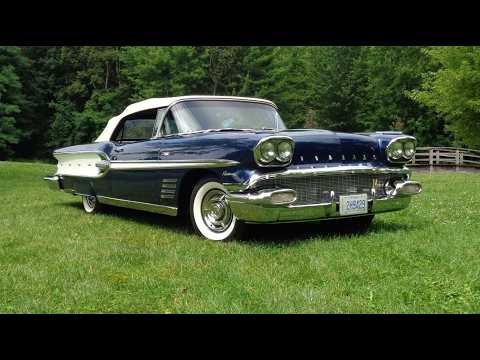 Видео: Pontiac Parisienne Convertible 348 Tri-Power 1958 года в синем цвете и история Ride on My Car с Л...