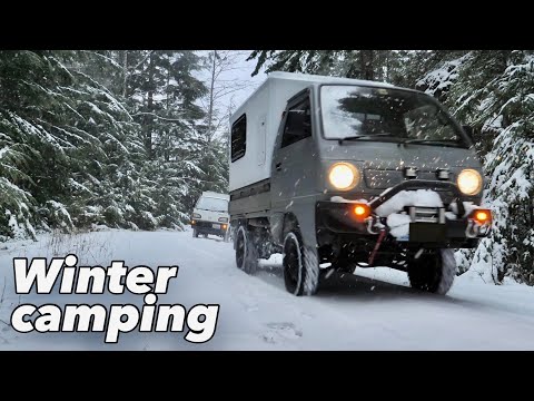 Видео: 4x4 кемпер мини-грузовик Kei [Зимний кемпинг на снегоходе]