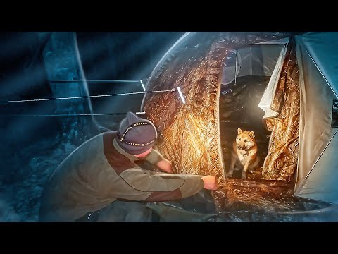 Видео: НАЛИМ НА ЖЕРЛИЦУ. РЫБАЛКА НА ТАЁЖНОМ ОЗЕРЕ С НОЧЁВКОЙ. РЫБАЛКА НА ЖЕРЛИЦЫ. ЗИМНЯЯ ПАЛАТКА.