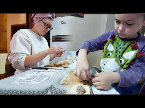 Видео: Заговор на кухне: Русские пельмени для греческой семьи 🕵️‍♀️❤️