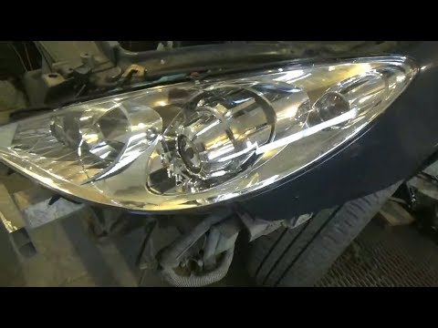 Видео: Как заменить фары и поменять все лампы. Peugeot 307.