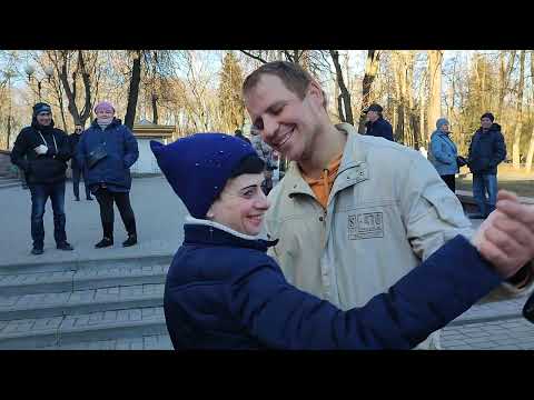 Видео: "Ой рябинушка, рябина"...на танцполе в Гомельском парке...18.03.2023года.