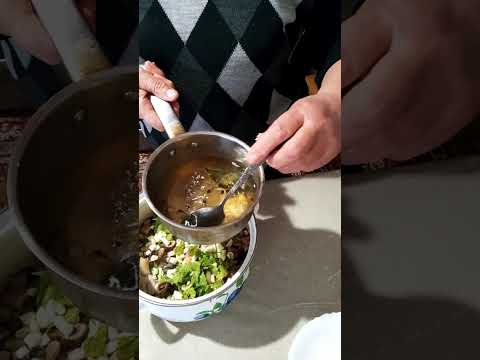 Видео: Квашу гриби