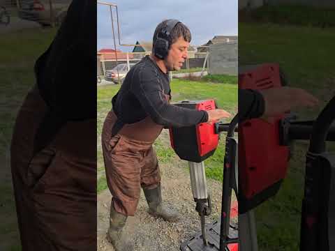 Видео: Алмазное сверление  и резка бетона 8928 506 50 60 Казбек