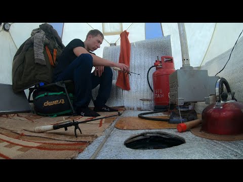 Видео: СУТКИ НА ЛЬДУ!!! УТРОМ ЖЁЛТЫЙ ЛЕЩ, К ОБЕДУ КРУПНЫЙ ОКУНЬ!!!