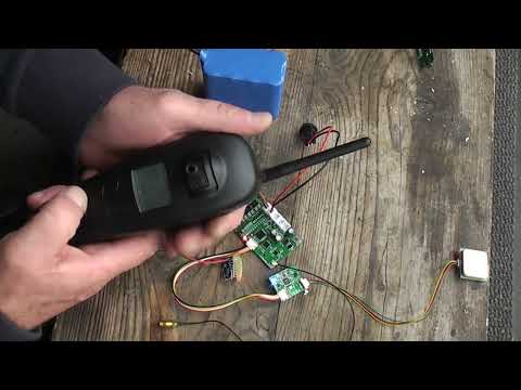 Видео: Привязка пульта к кораблику Т888 и других кит. аналогов. Устранение люфта между корпусом и мотором.