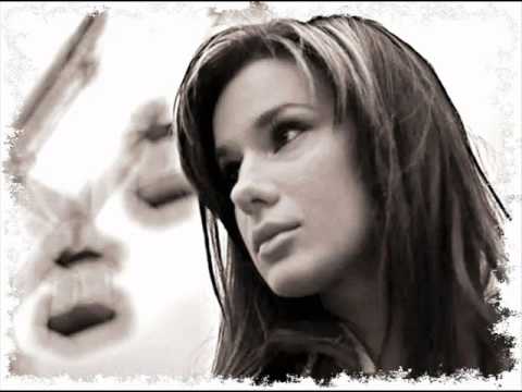 Видео: Лена Хрящева (экс. Катя Чехова) - Гадалка