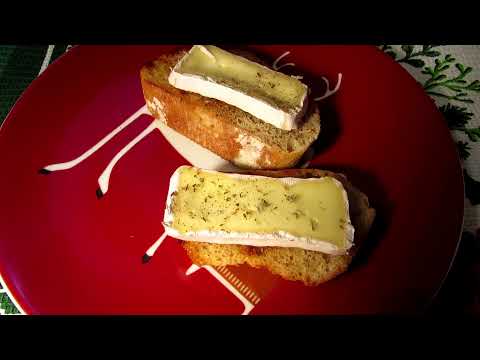 Видео: Камамбер.Гренка.Кофе. Как есть сыр камамбер!? /Camembert toast/fried bread/