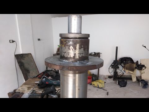 Видео: Как сделать гидравлический пресс