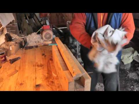 Видео: Мялка для шкурок