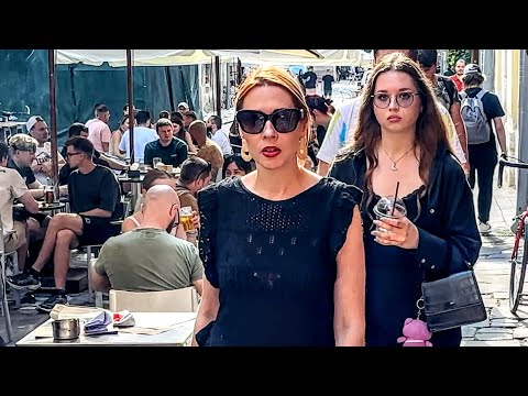 Видео: Кафе у дворику. Львів літо, мода. #львівплощаринок 