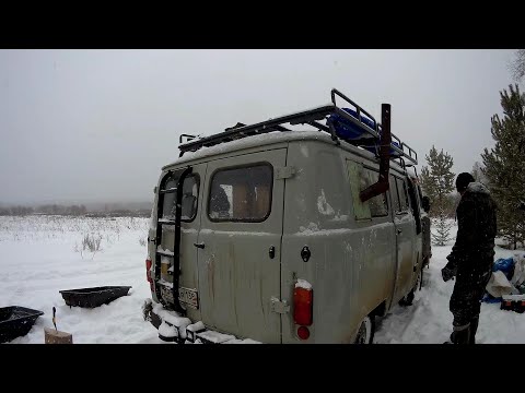 Видео: В -35 НОЧУЕМ В БУХАНКЕ С ОТКРЫТОЙ ДВЕРЬЮ!!!ЗАМЕРЗЛИ ВСЕ МАШИНЫ!! Часть вторая!