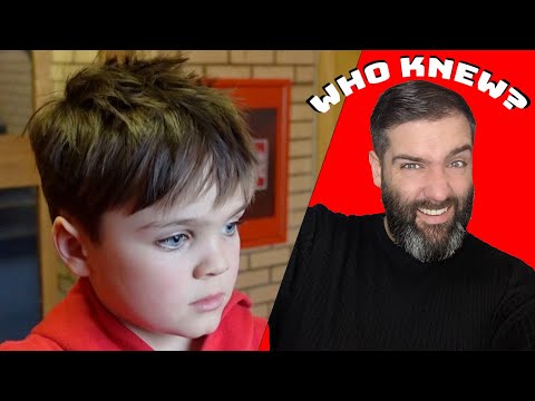 Видео: Вы не поверите, КАК ЛЕГКО ПОДСТРИЖИВАТЬ ВЕРХНЮЮ ЧАСТЬ ВОЛОС ТАКИМ СПОСОБОМ!!