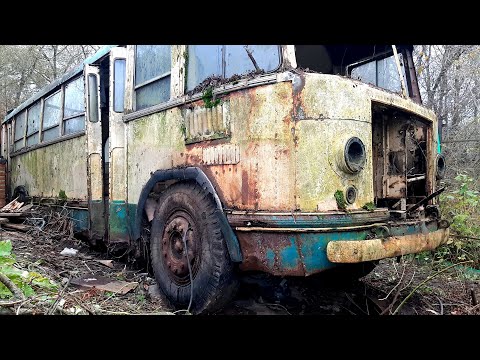 Видео: Откопали в огороде Советский автобус которому 53 года! СпецБуксир в деле! Готовимся к эвакуации