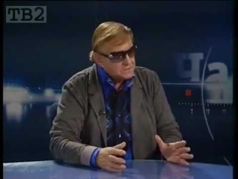 Видео: "Я вас очень люблю" - режиссёр Роман Виктюк, интервью