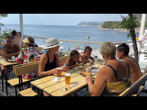 Видео: Ситуация на дороге с водителем / Наш первый закат на Черном море 🌅 Семейные дни и шашлык от папы 🍖