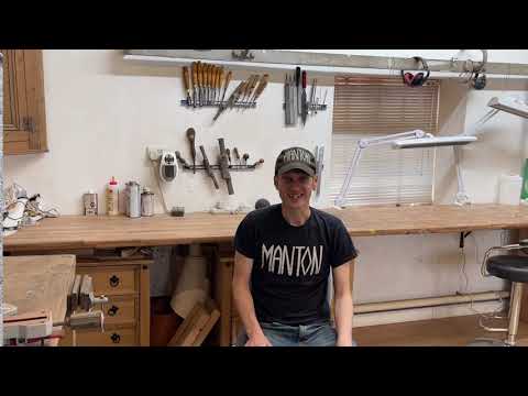 Видео: Как аккуратно просверлить отверстия для струны гитары через наконечники корпуса