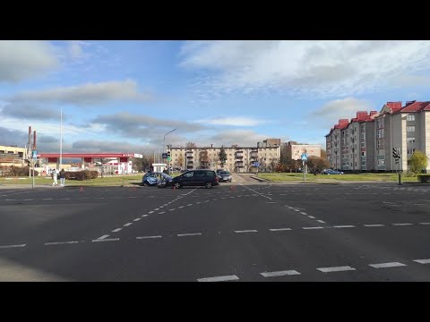 Видео: 1 ноября в Лиде на пересечении улиц 8 Марта и Советской произошло ДТП