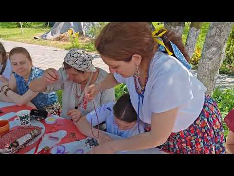 Видео: Выраб пацерак пад кіраўніцтвам Настассі Узловай