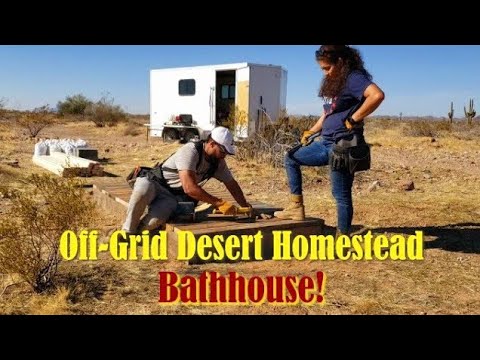 Видео: Баня без подключения к электросети: строительство из переработанной древесины | Arizona Homestead