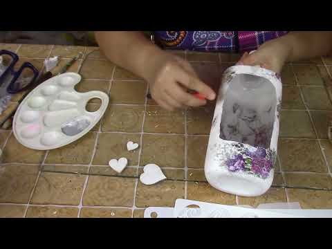 Видео: Бутылка с ангелами в технике "обратный декупаж". ХоббиМаркет