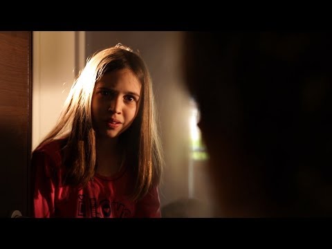 Видео: Необично далечинско, краток игран филм