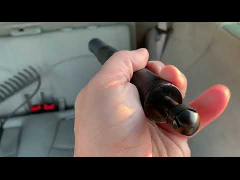 Видео: Замена стойки люка Mercedes W211 Estate или Wagon.