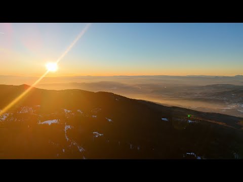 Видео: Черната Скала на залез - Black Rock peak at sunset