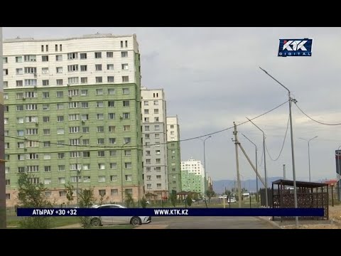 Видео: Түркістанда былтыр қолданысқа берілген көпқабатты үйлер бүлініп жатыр