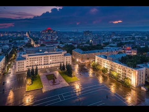 Видео: Катя была три раза в Нью Йорке, но в Кирове ей лучше