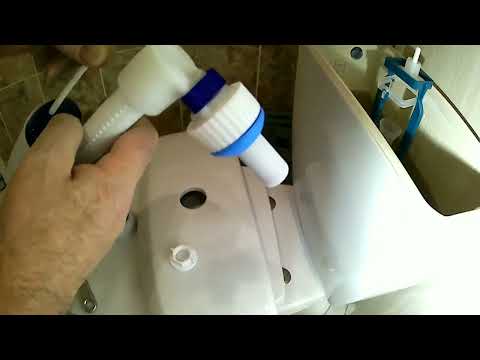 Видео: Поплавок в бачке унитаза не опускается. Вода не поступает. Решение проблемы. Guru from the USSR.