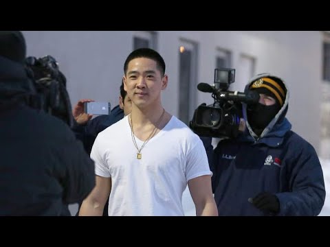 Видео: Санаатай аллага уу, аргагүй байдалд хүрсэнүү? Charlie Tan-ий хэрэг