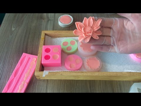 Видео: Elastic molding cream. Эластичные кремовые цветы в формах-молдах🌺Эксперемент