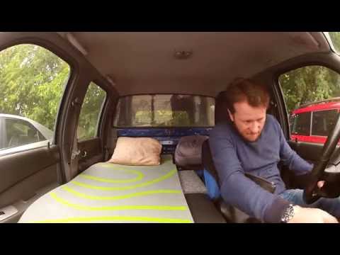 Видео: Как спать в пикапе. How to sleep in a pickup truck.