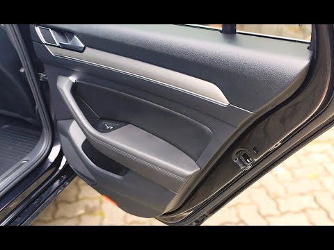 Видео: Как снять дверную карту на VW Passat B8: Простая инструкция!