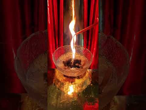 Видео: СЕАНС ОЧИЩЕНИЕ НОГ ОТ ПОРЧИ/БОЛЕЗНЕЙ НОГ