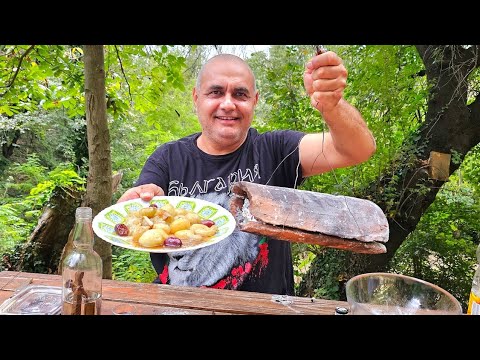 Видео: Горска салата от печени дребни лукчета, приготвени  в керемида на жар! Идеално мезе за ракийка!