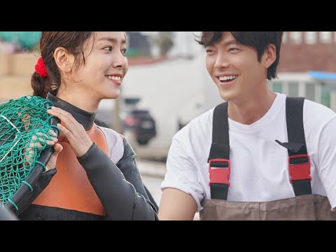 Видео: ❤ Капитан корабля тайно влюблён в водолазку ❤ | Наш блюз | Our blues | Kim Woo Bin - Han Ji Min